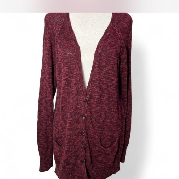 Mudd Sweaters - 🏁Mudd XL burgundy V-Neck button down cardigan pockets